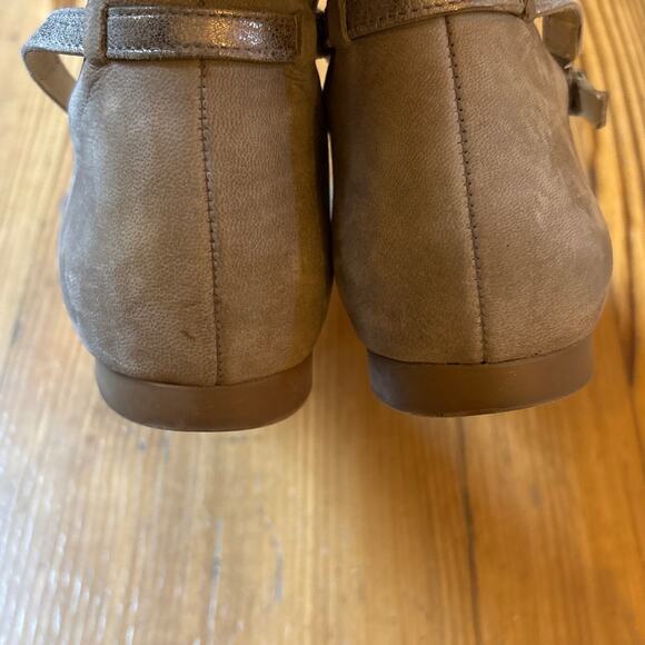 Paul Green Willa metallic beige pointed toe ankle strap flats SIZE 8 - Picture 3 of 5